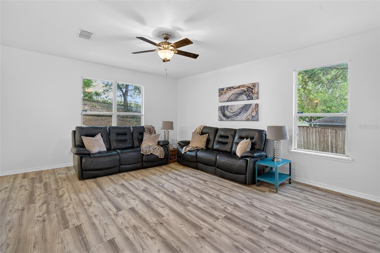 1305 WINDY BLUFF DR, MINNEOLA, FL, 34715