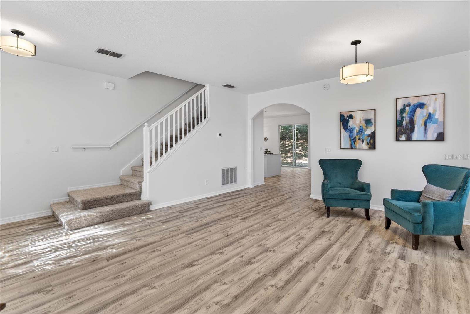 1305 WINDY BLUFF DR, MINNEOLA, FL, 34715