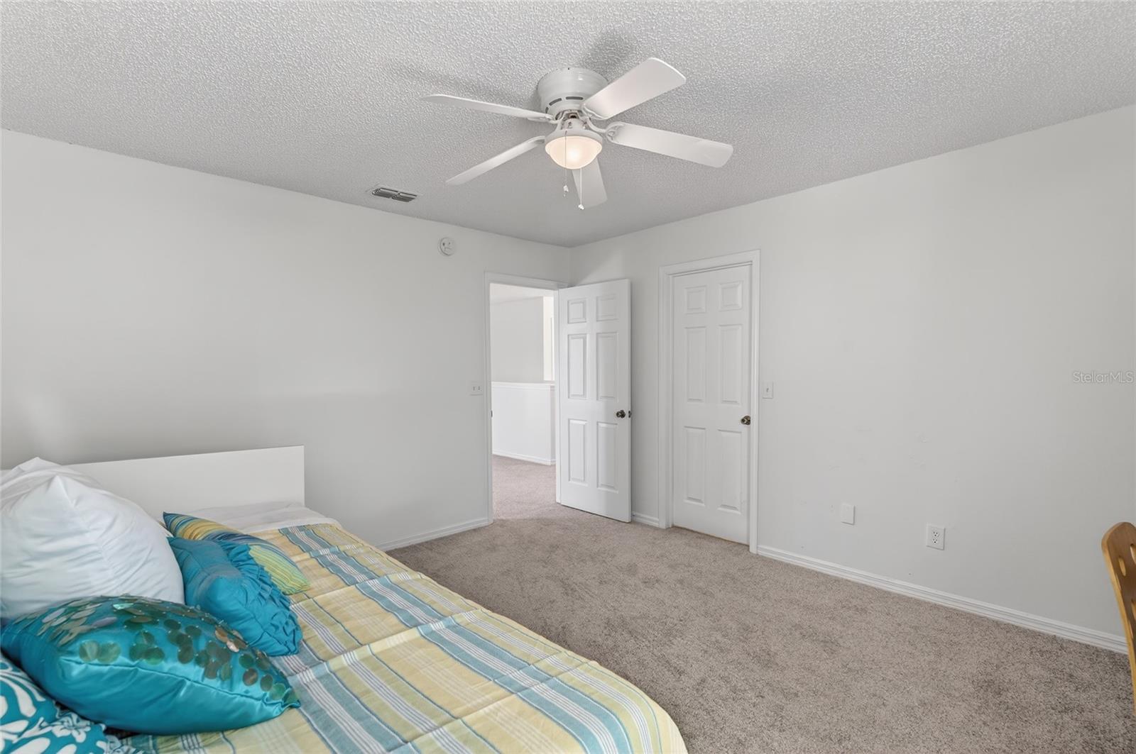 1305 WINDY BLUFF DR, MINNEOLA, FL, 34715