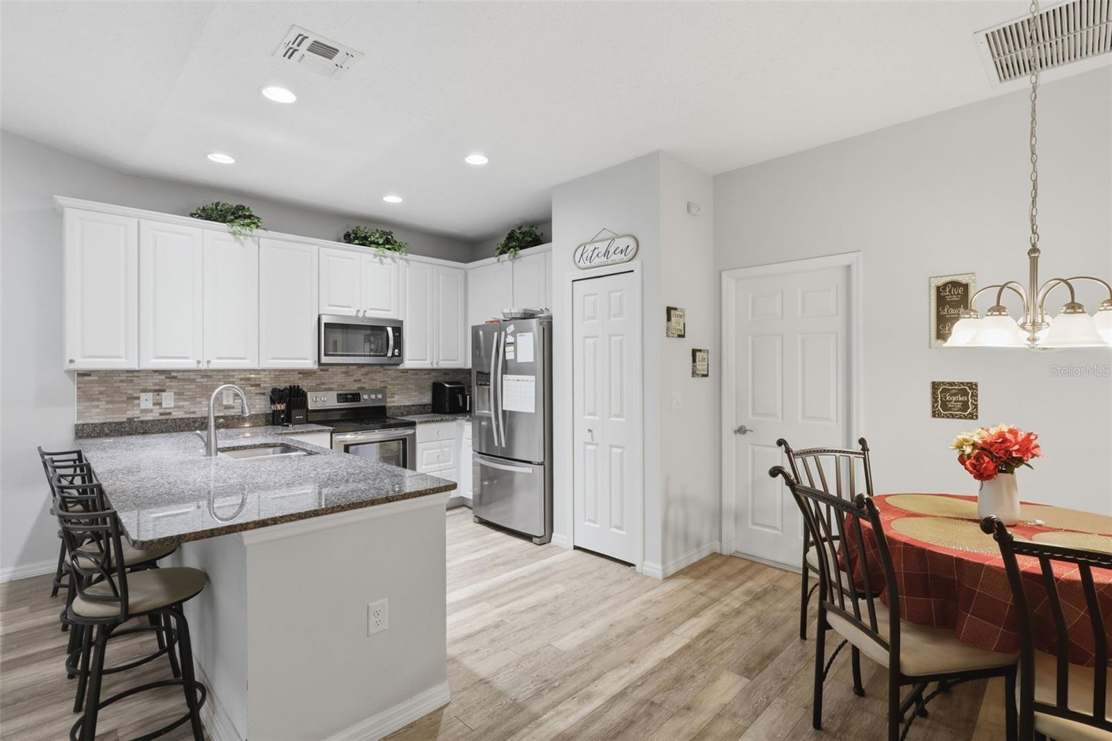 205 MERLOT ST, DELAND, FL, 32724