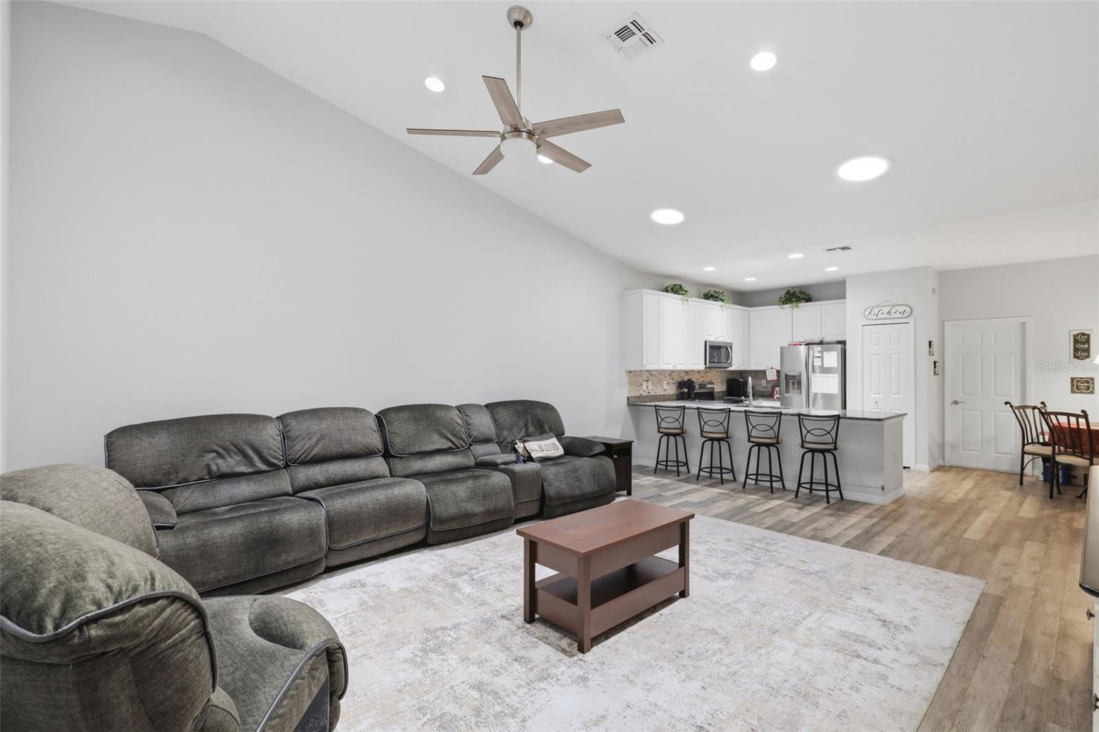 205 MERLOT ST, DELAND, FL, 32724