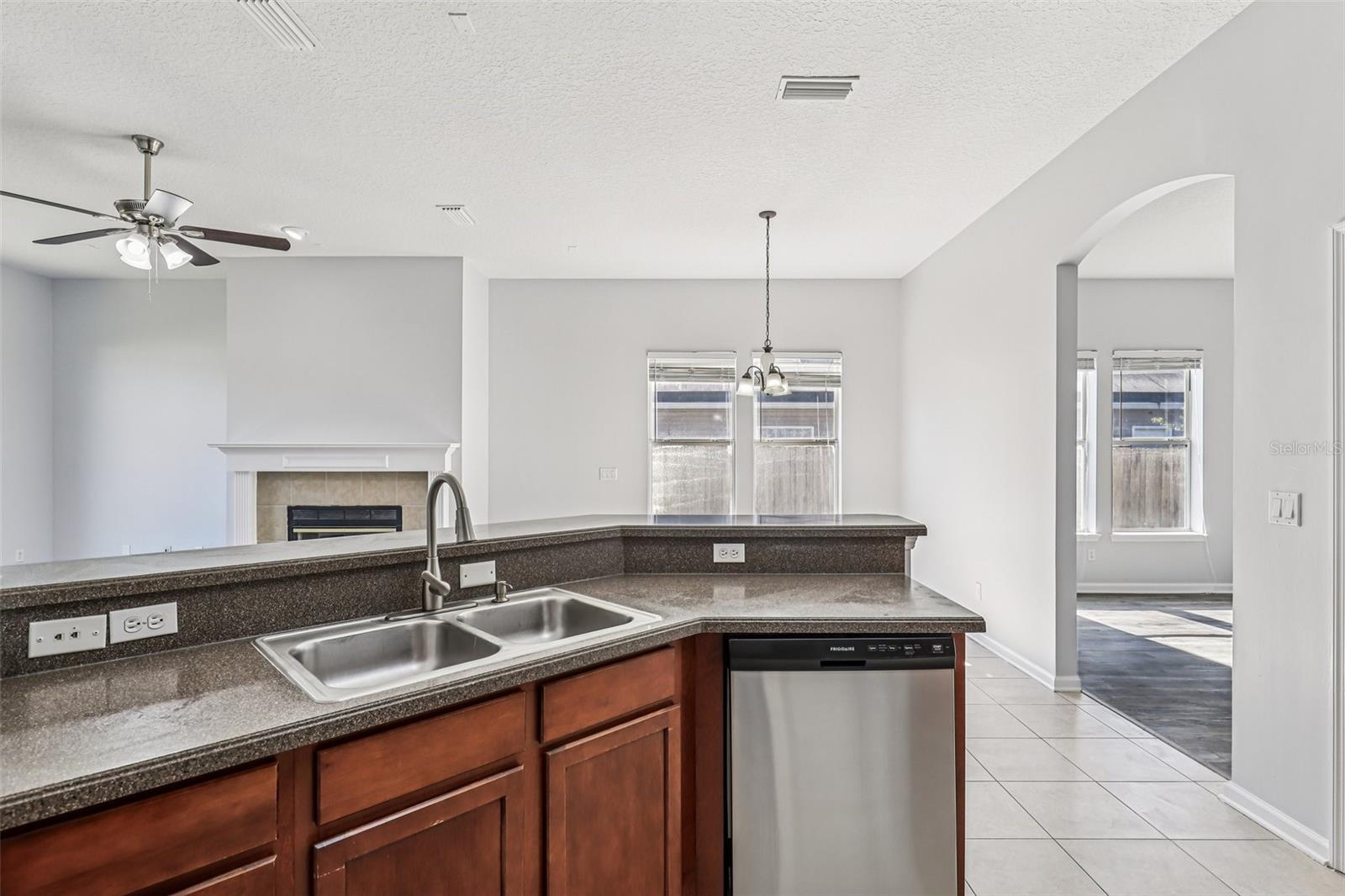 5531 HUCKLEBERRY TRL S, MACCLENNY, FL, 32063