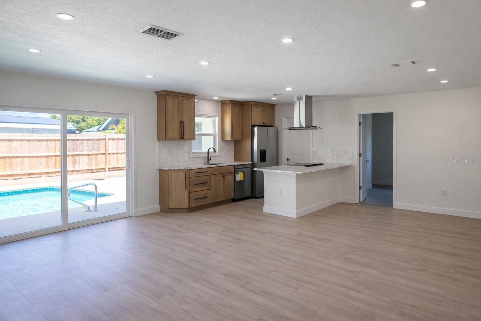 4018 29TH AVE W, BRADENTON, FL, 34205