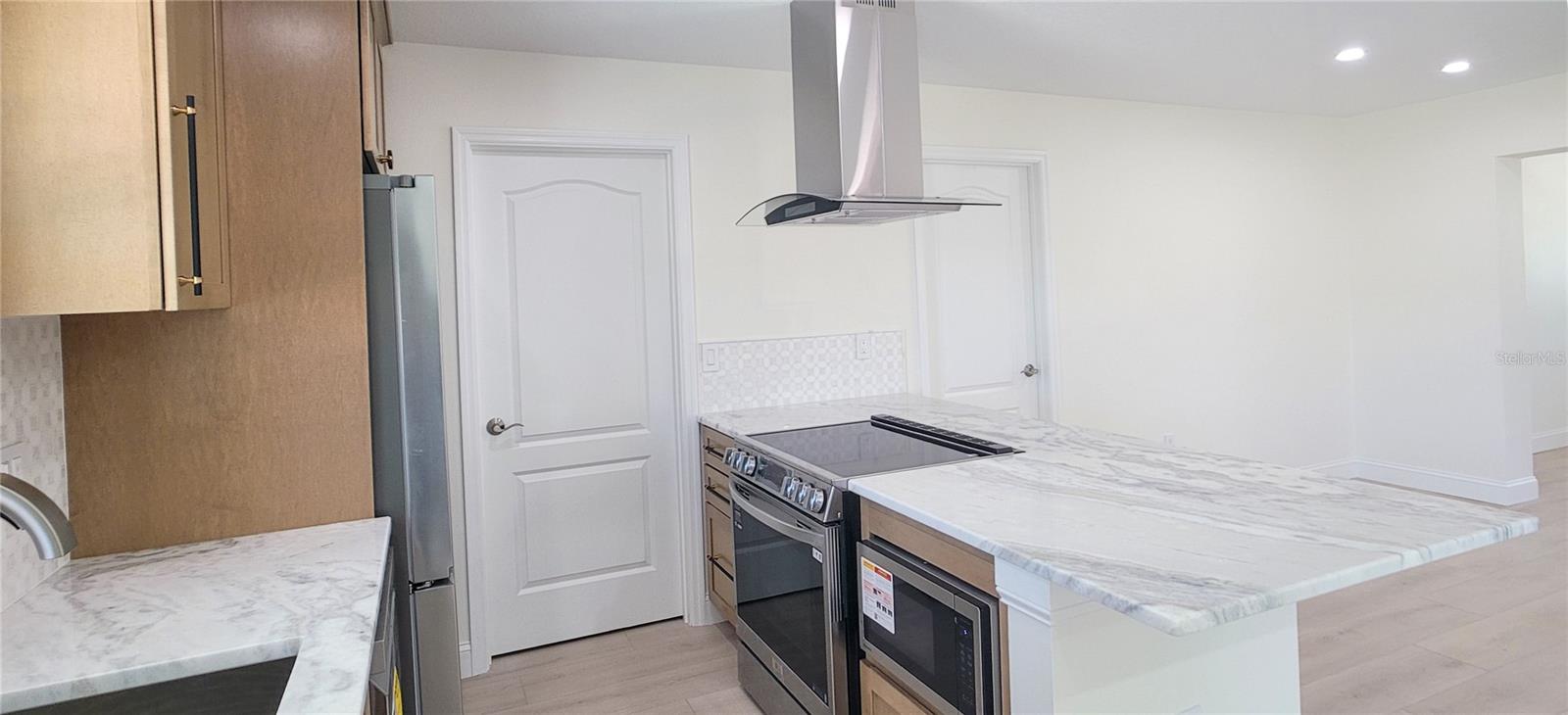 4018 29TH AVE W, BRADENTON, FL, 34205