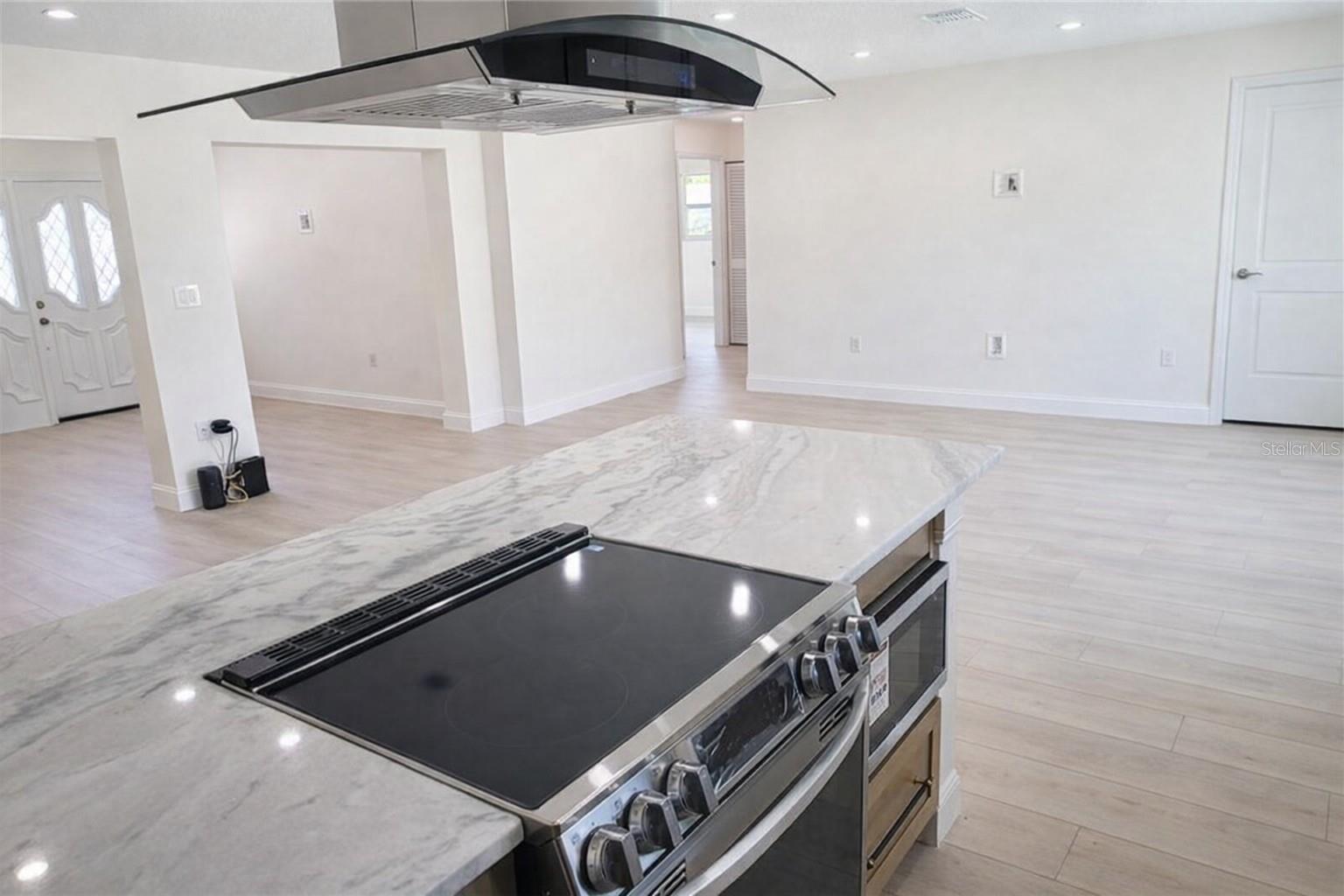 4018 29TH AVE W, BRADENTON, FL, 34205