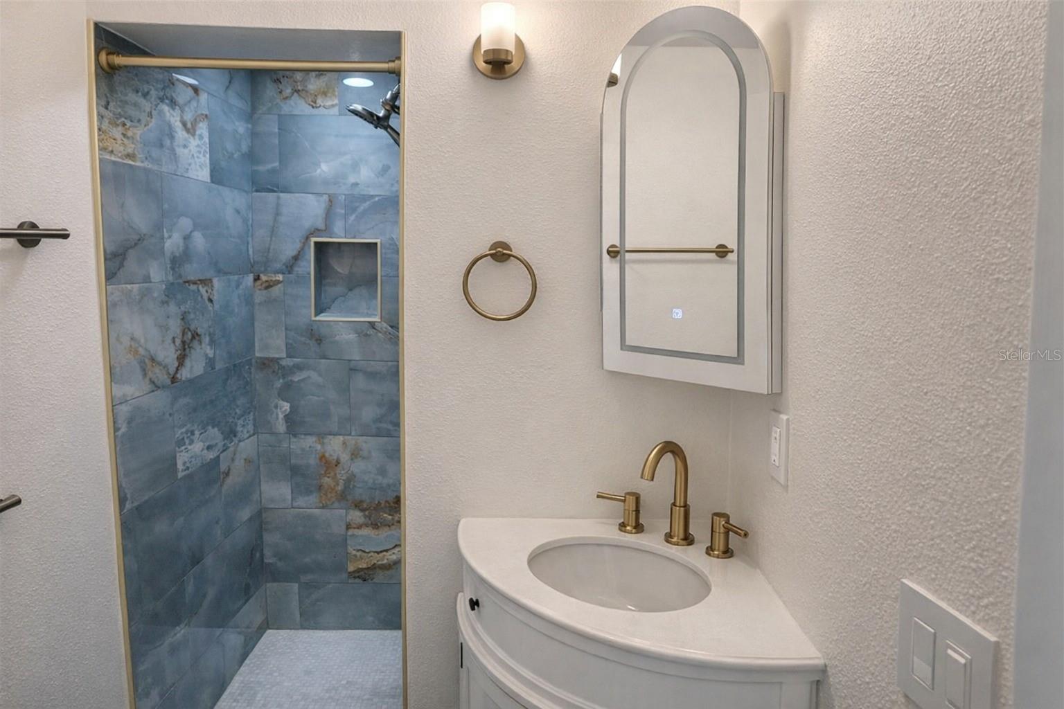 4018 29TH AVE W, BRADENTON, FL, 34205