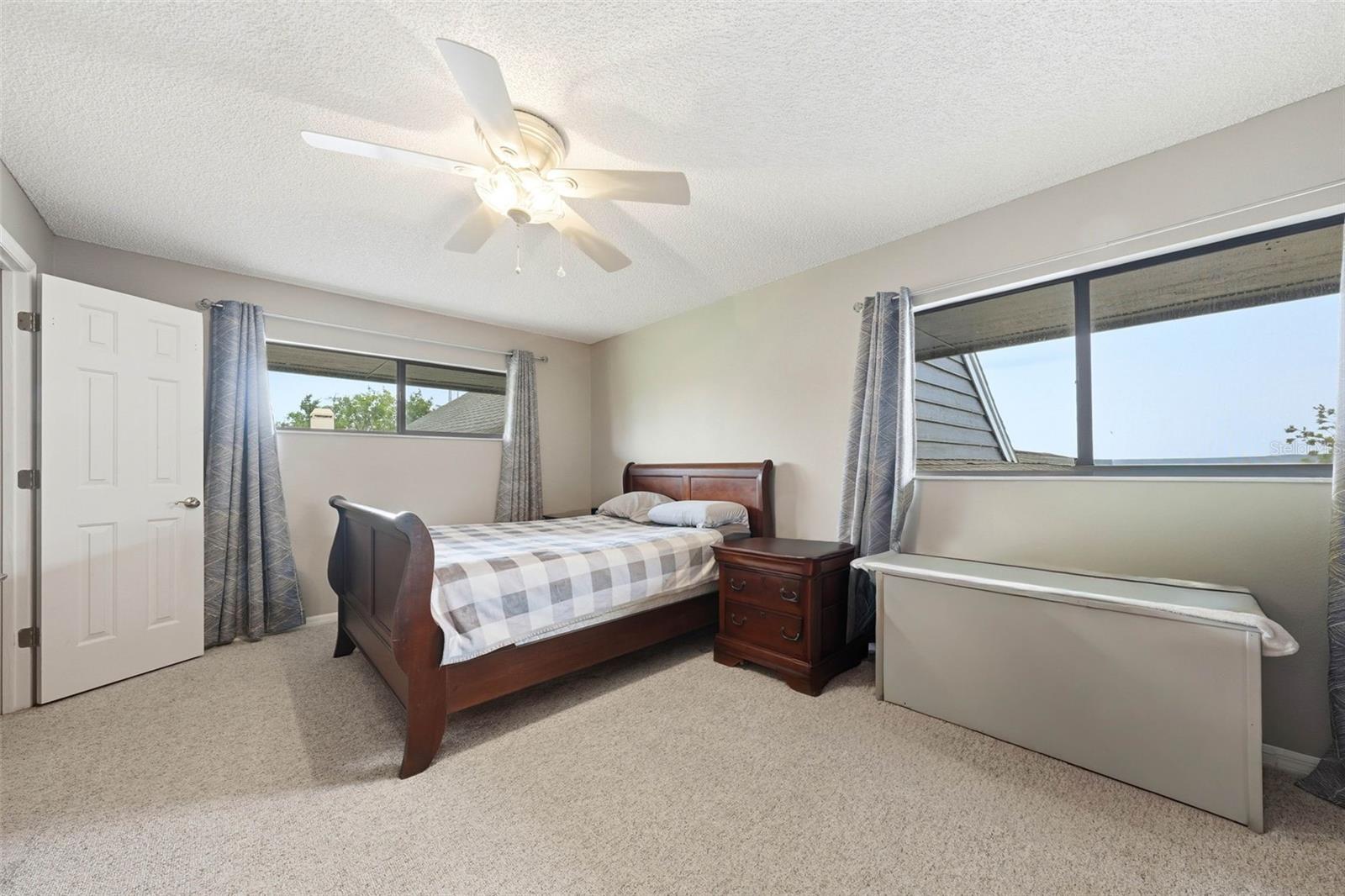 29116 BEAUCLAIRE DR, TAVARES, FL, 32778