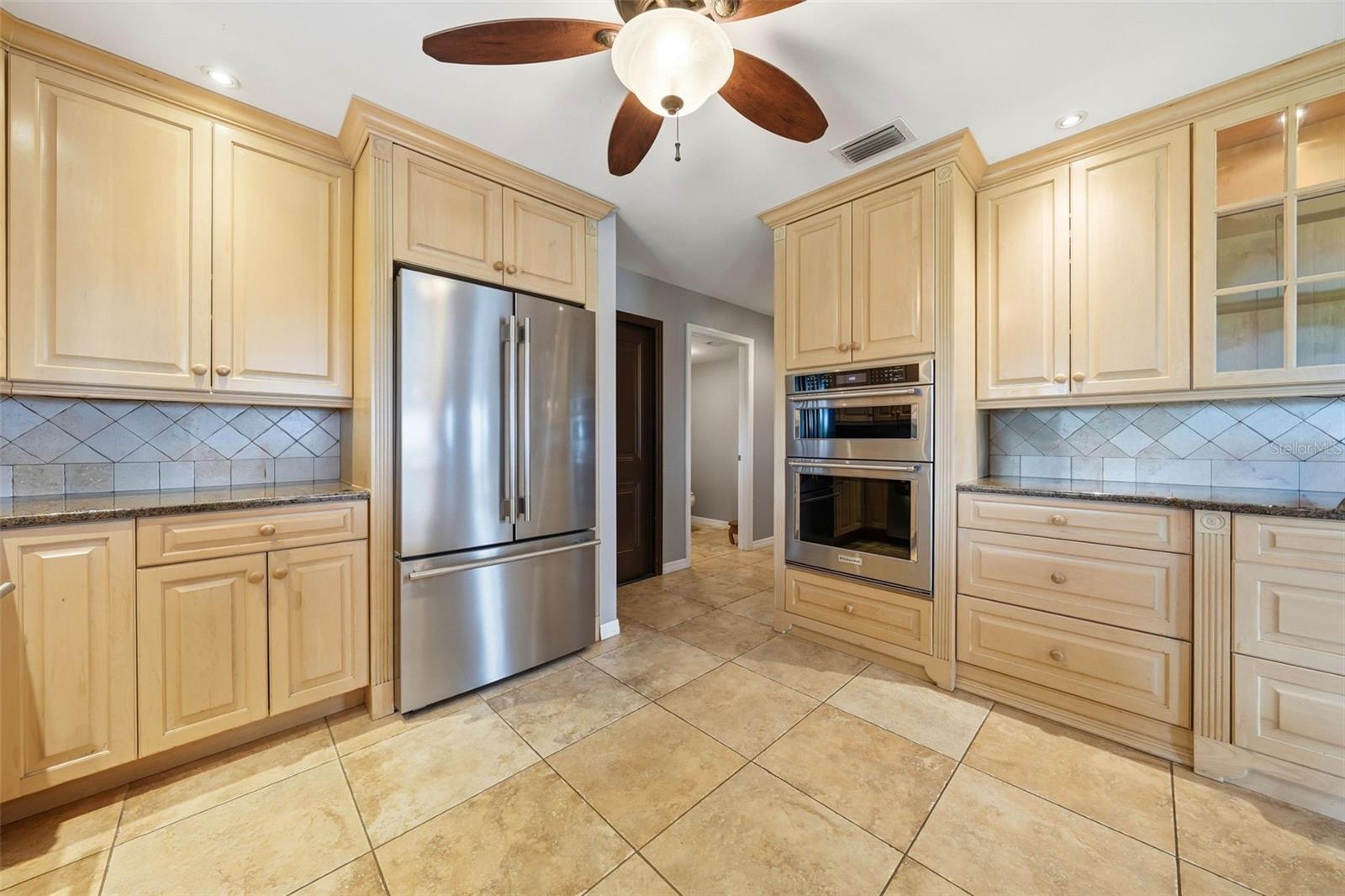 29116 BEAUCLAIRE DR, TAVARES, FL, 32778