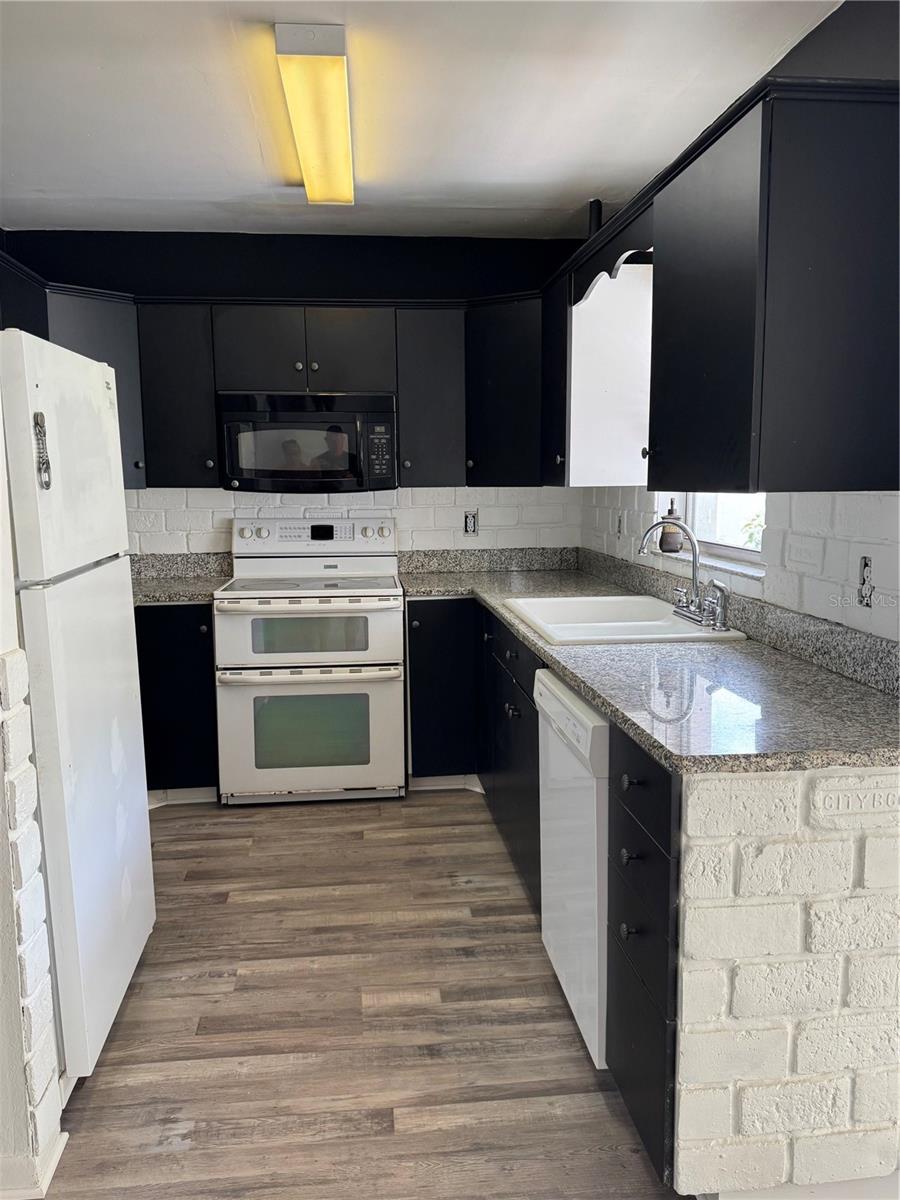 2074 DODGE ST, CLEARWATER, FL, 33760