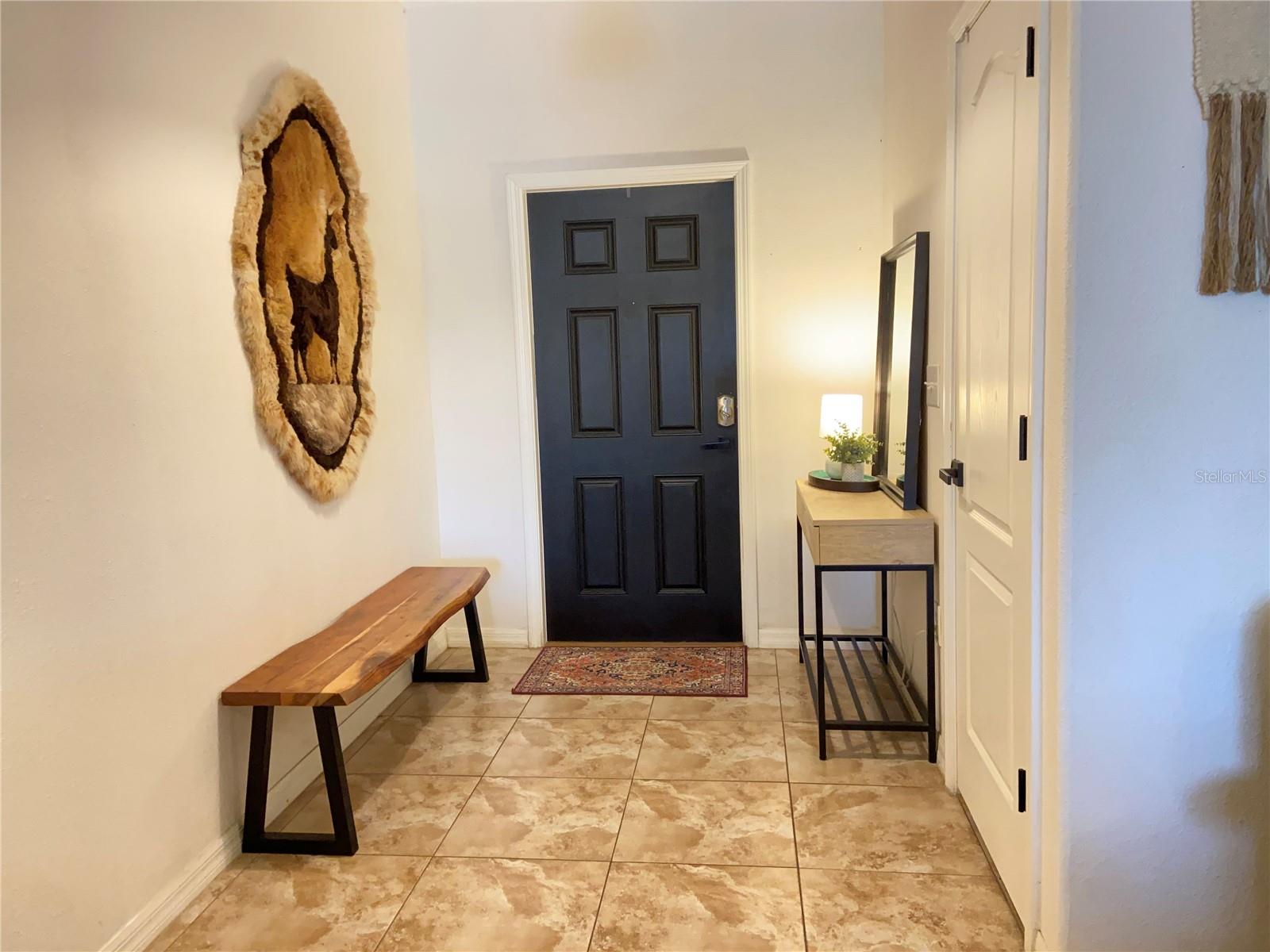 Entry/foyer
