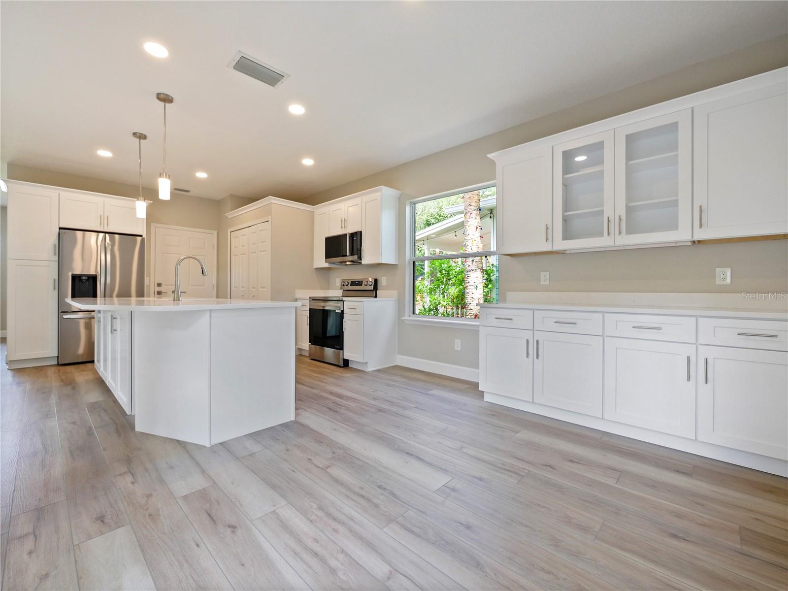 1801 FORMOSA AVE, ORLANDO, FL, 32804