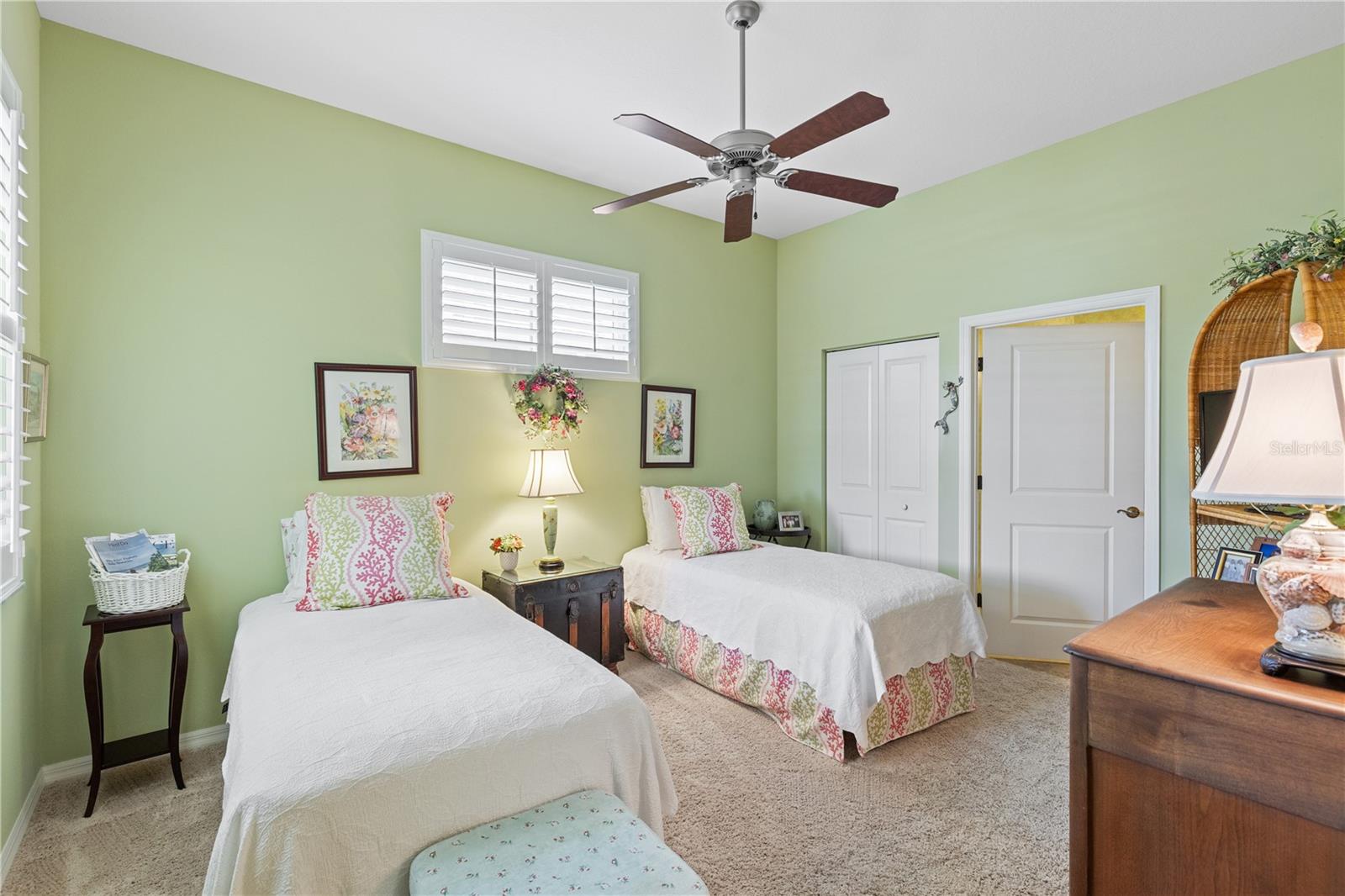 1627 LANCASHIRE DR, VENICE, FL, 34293