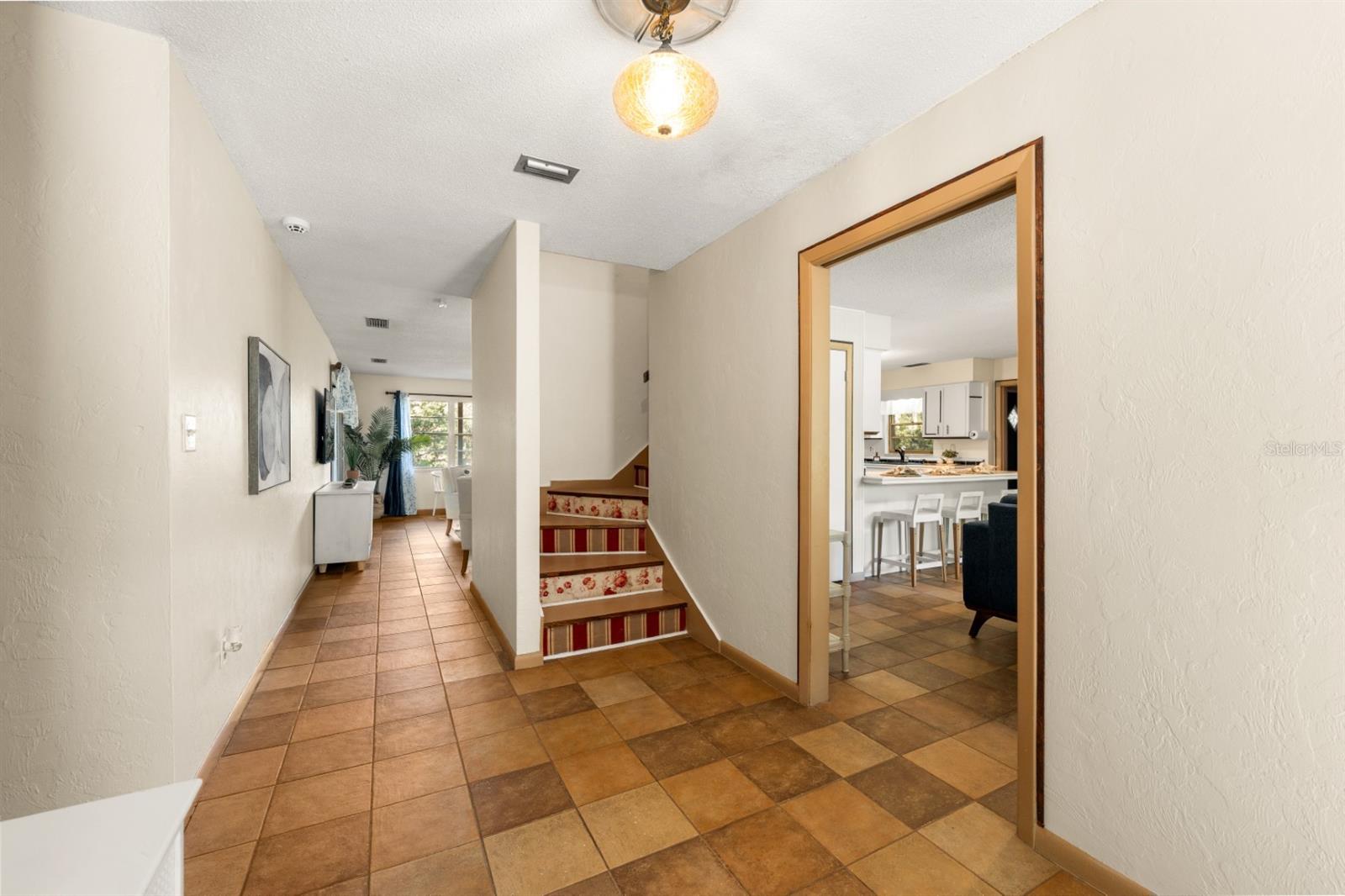 8118 SW 1ST PL, GAINESVILLE, FL, 32607