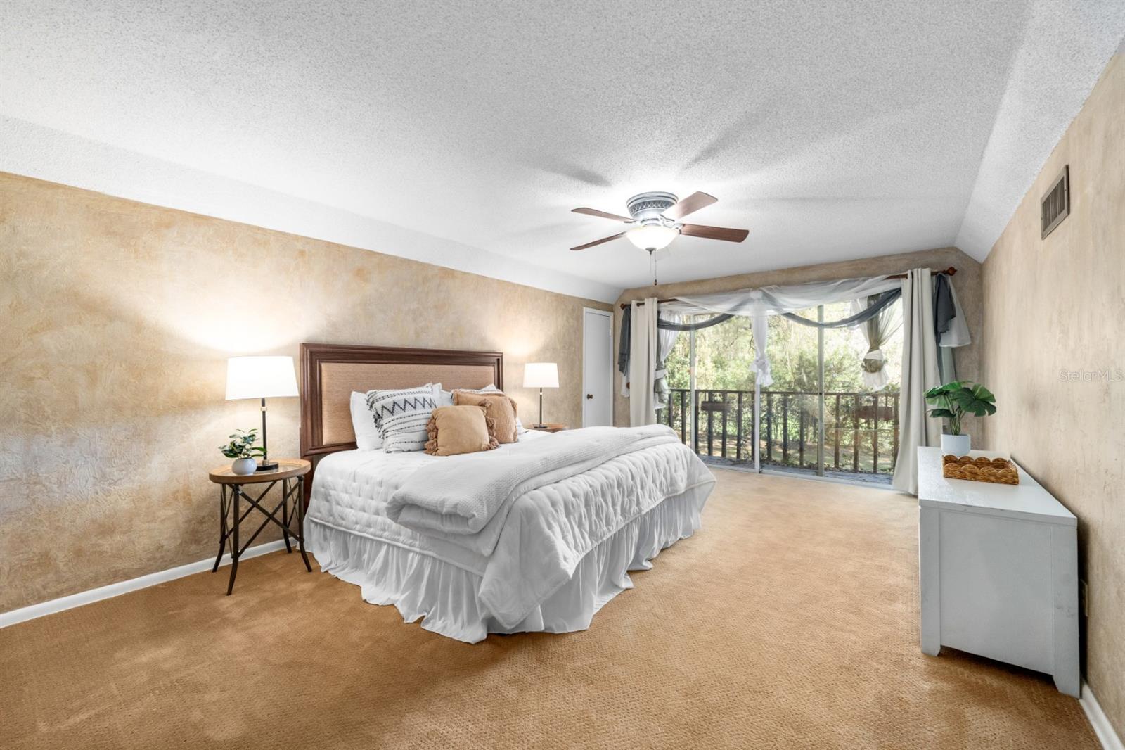 8118 SW 1ST PL, GAINESVILLE, FL, 32607