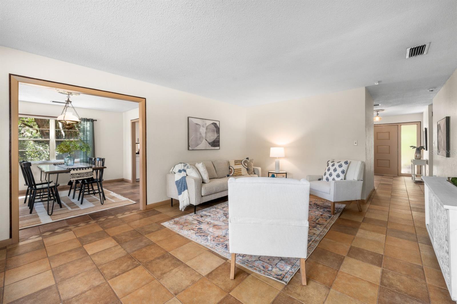 8118 SW 1ST PL, GAINESVILLE, FL, 32607
