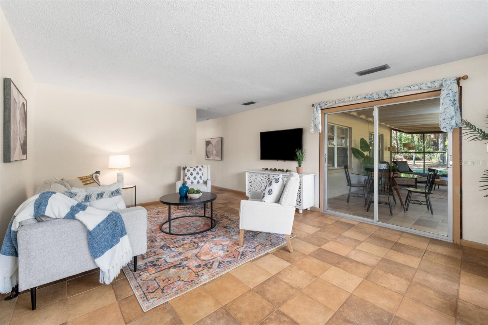 8118 SW 1ST PL, GAINESVILLE, FL, 32607