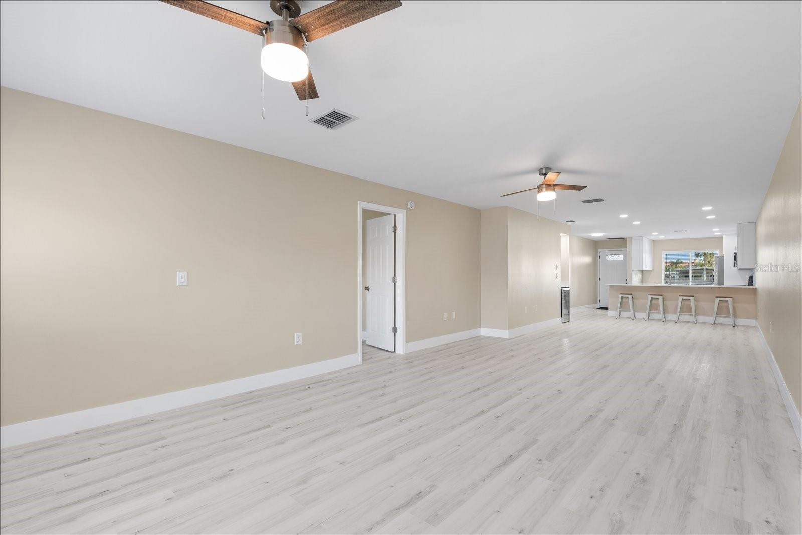 19029 US HIGHWAY 19 N #21E, CLEARWATER, FL, 33764
