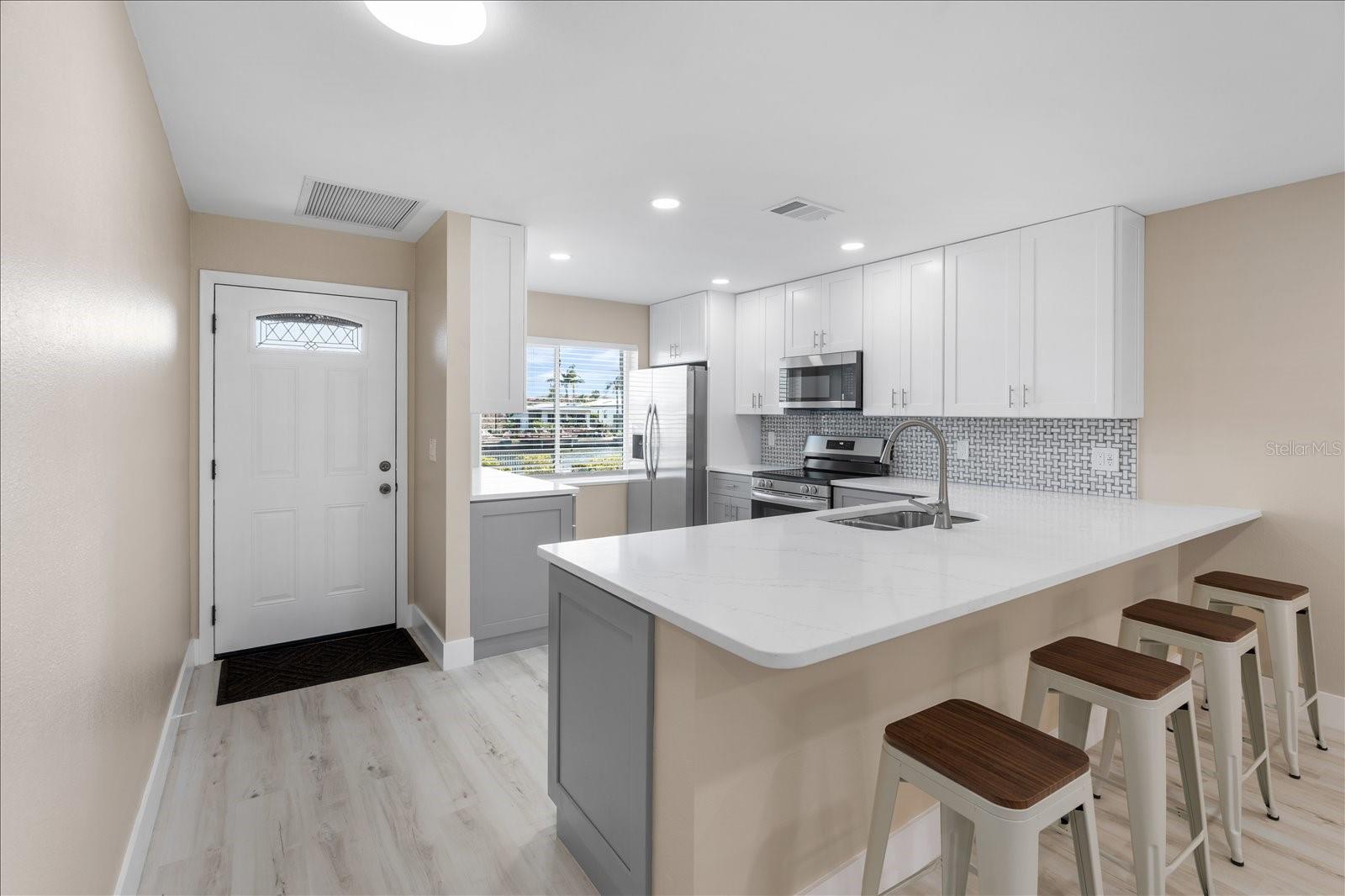 19029 US HIGHWAY 19 N #21E, CLEARWATER, FL, 33764