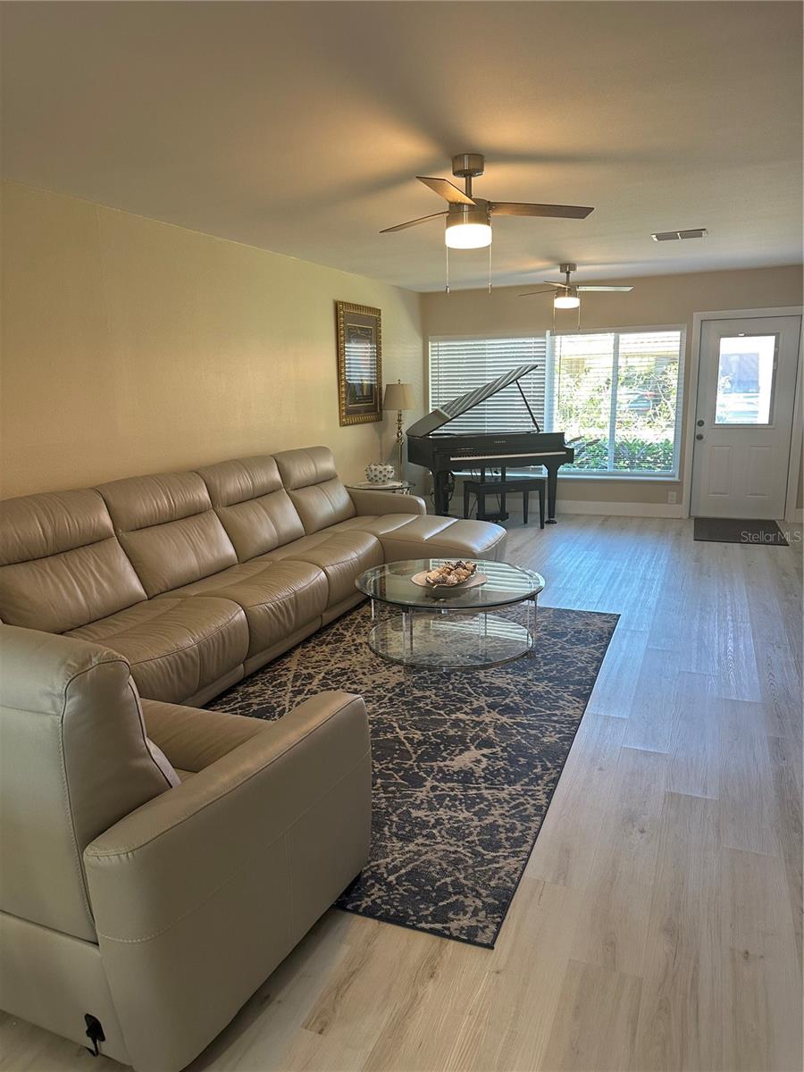 19029 US HIGHWAY 19 N #21E, CLEARWATER, FL, 33764