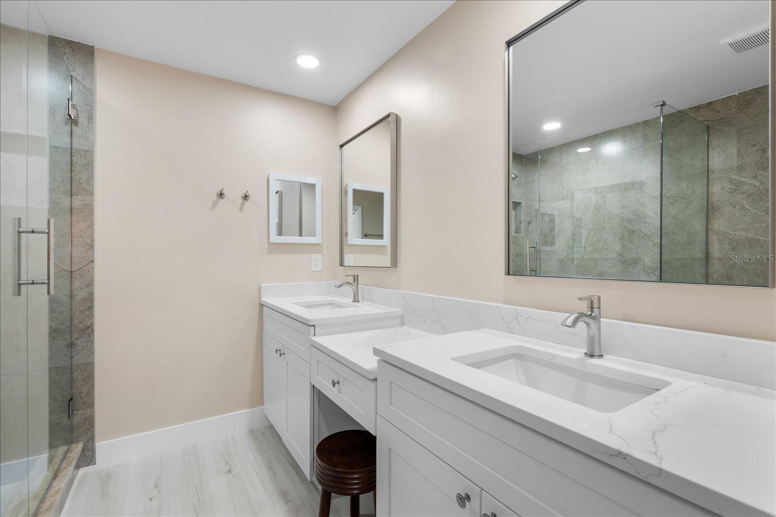 19029 US HIGHWAY 19 N #21E, CLEARWATER, FL, 33764