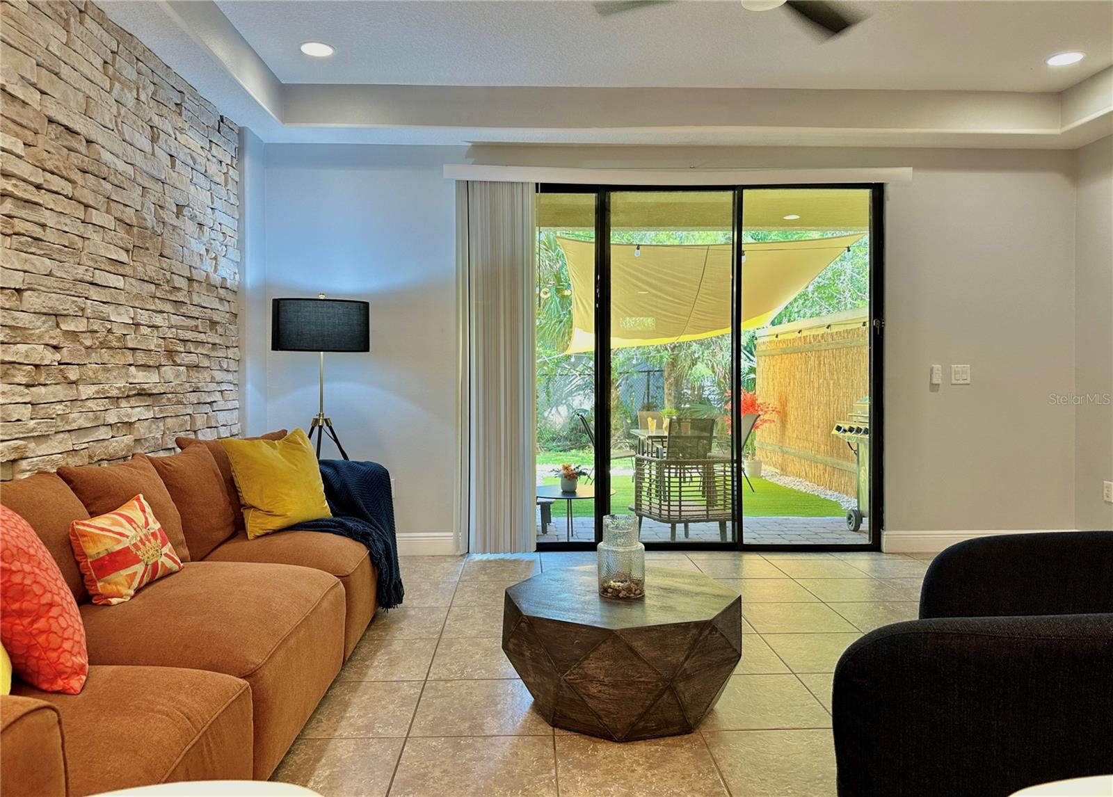 8111 ROSEVILLE BLVD, DAVENPORT, FL, 33896