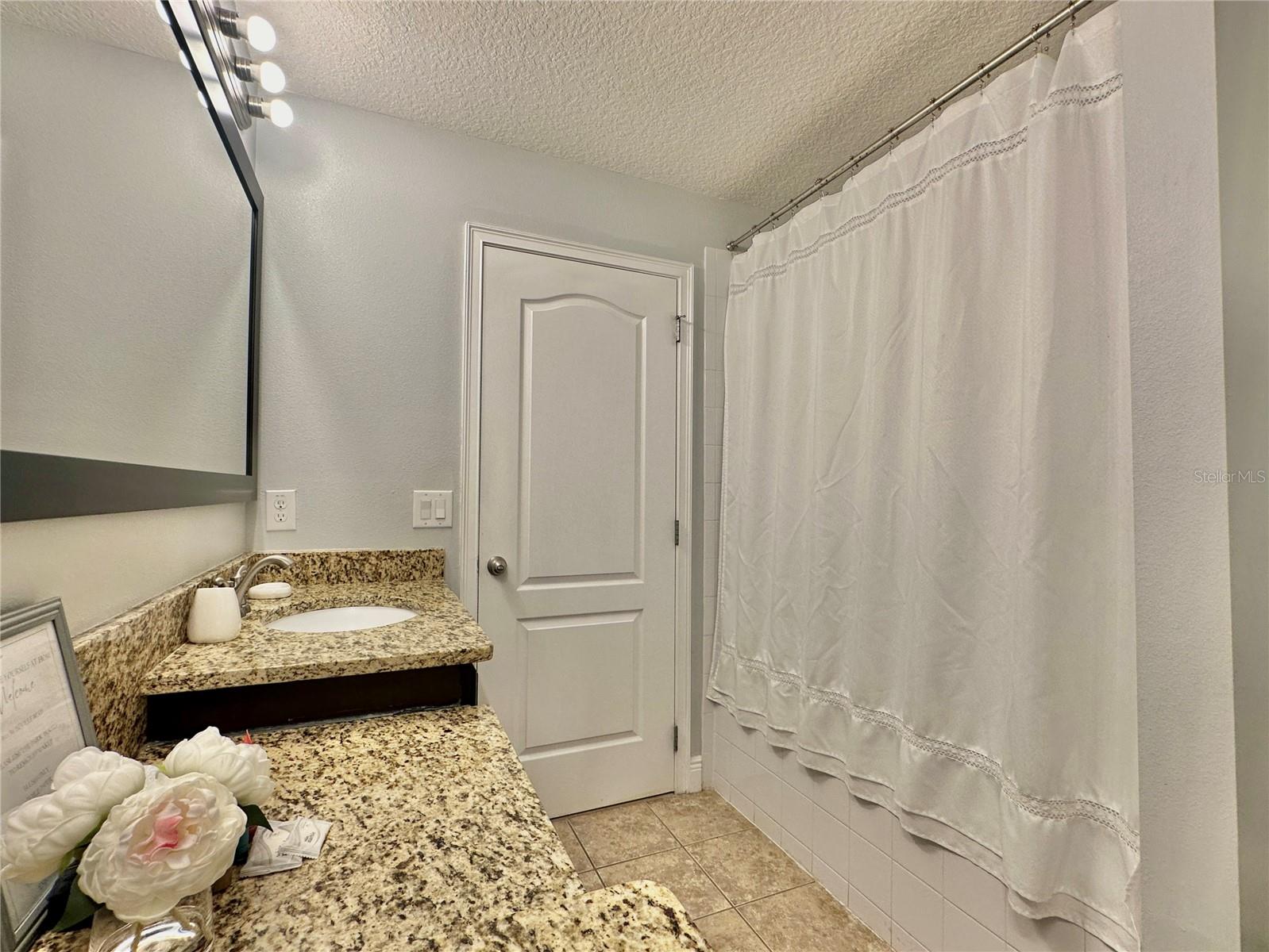 8111 ROSEVILLE BLVD, DAVENPORT, FL, 33896