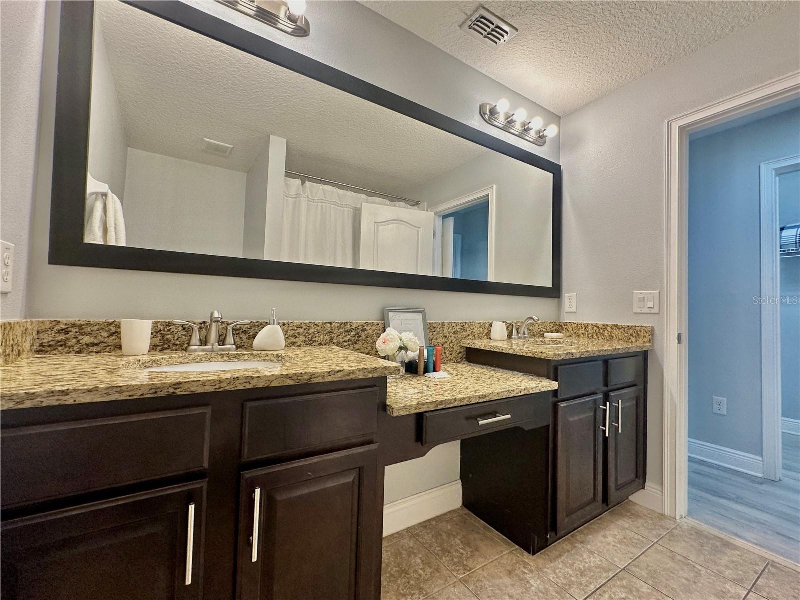 8111 ROSEVILLE BLVD, DAVENPORT, FL, 33896