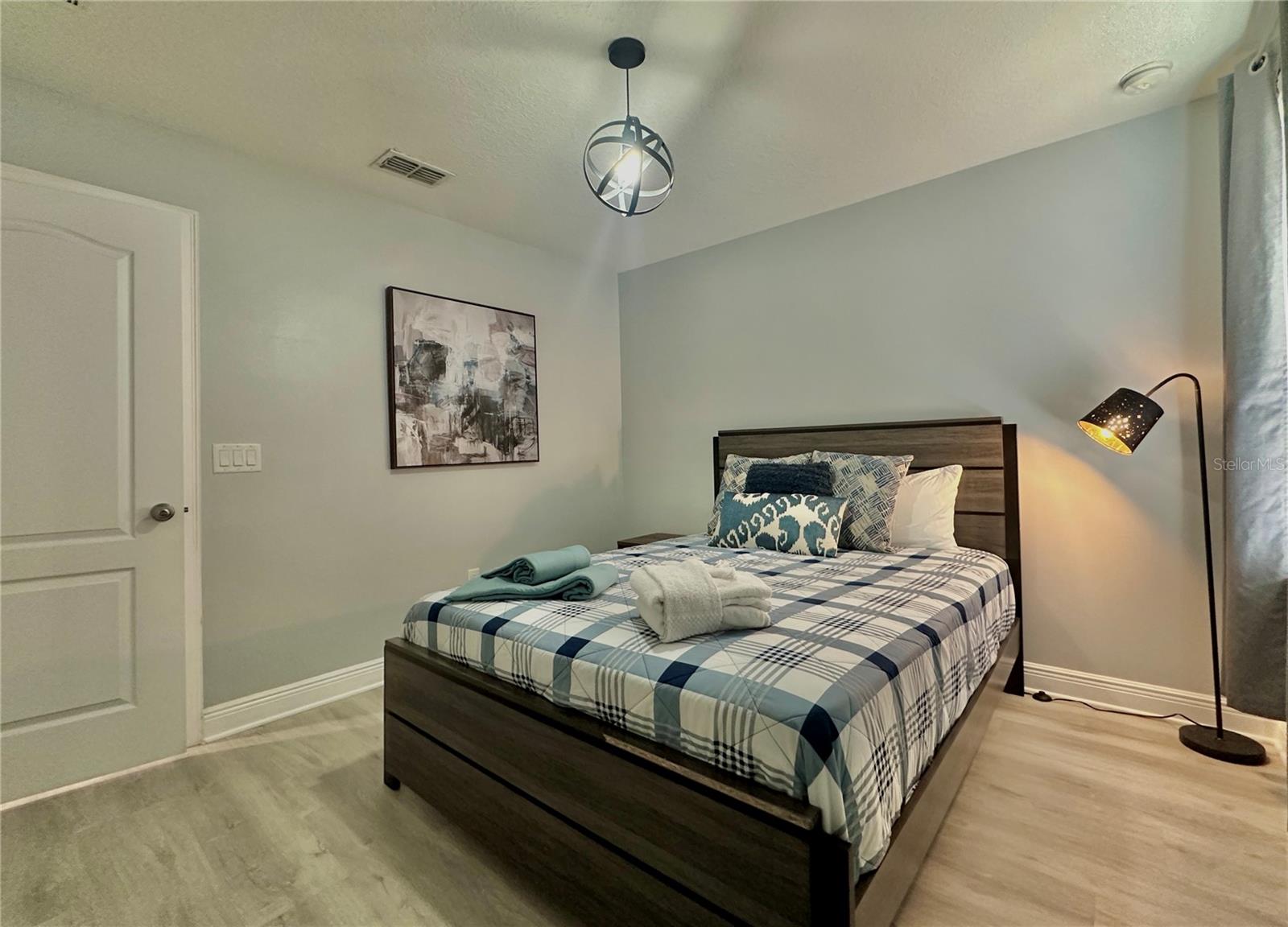 8111 ROSEVILLE BLVD, DAVENPORT, FL, 33896