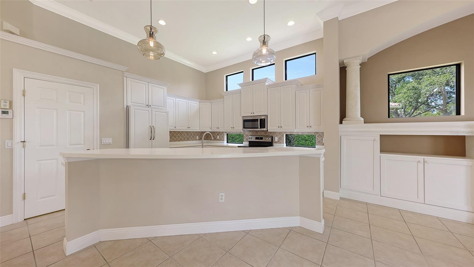 7134 WHITEMARSH CIR, LAKEWOOD RANCH, FL, 34202