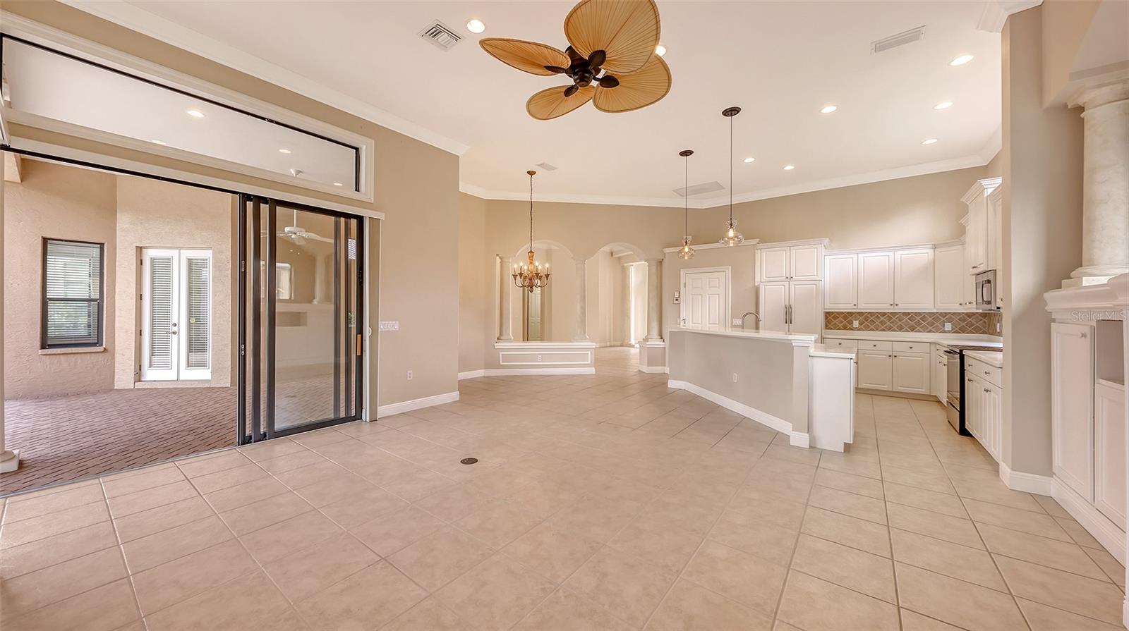 7134 WHITEMARSH CIR, LAKEWOOD RANCH, FL, 34202