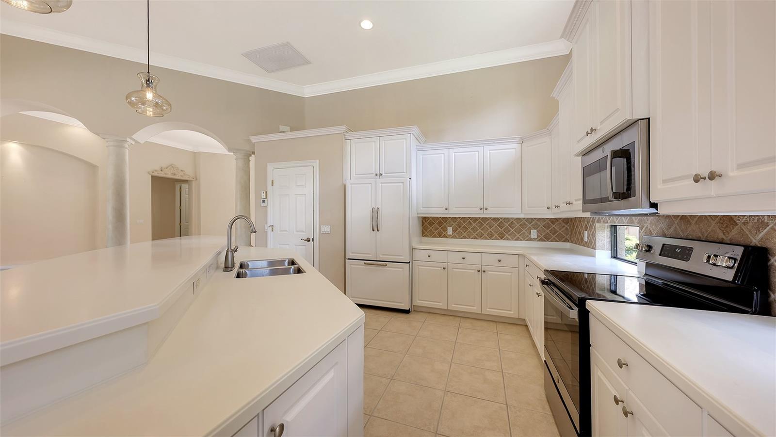 7134 WHITEMARSH CIR, LAKEWOOD RANCH, FL, 34202