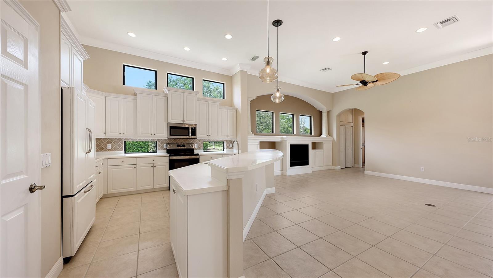 7134 WHITEMARSH CIR, LAKEWOOD RANCH, FL, 34202