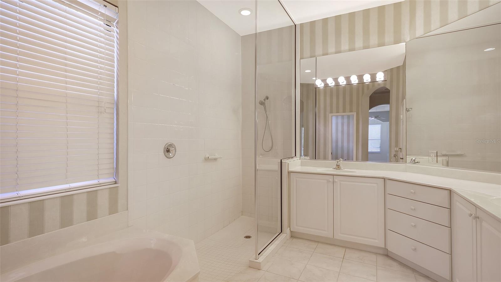 7134 WHITEMARSH CIR, LAKEWOOD RANCH, FL, 34202