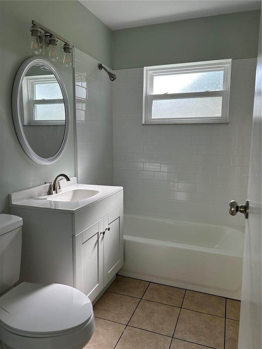 1643 NE 16TH AVE #B, OCALA, FL, 34470