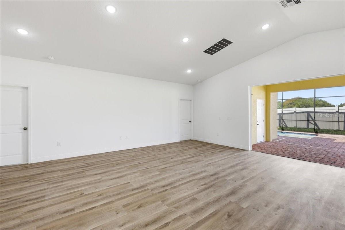 363 VILLA SORRENTO CIR, HAINES CITY, FL, 33844