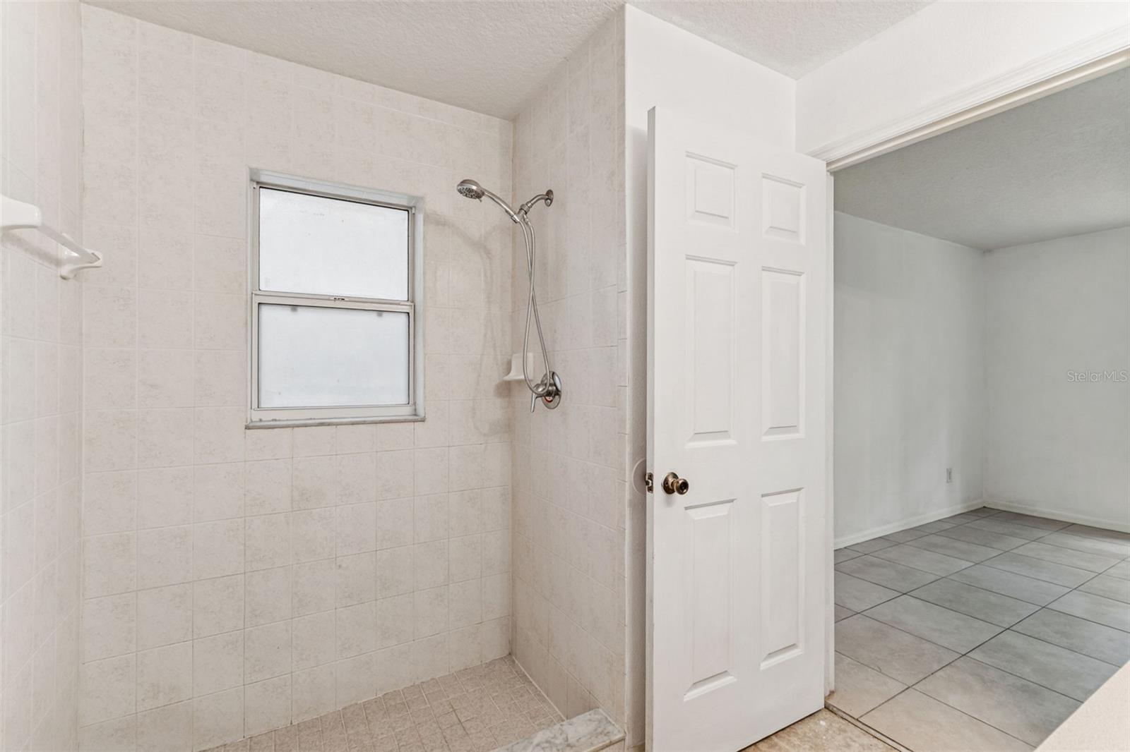 14 S CHARLES AVE, INVERNESS, FL, 34453