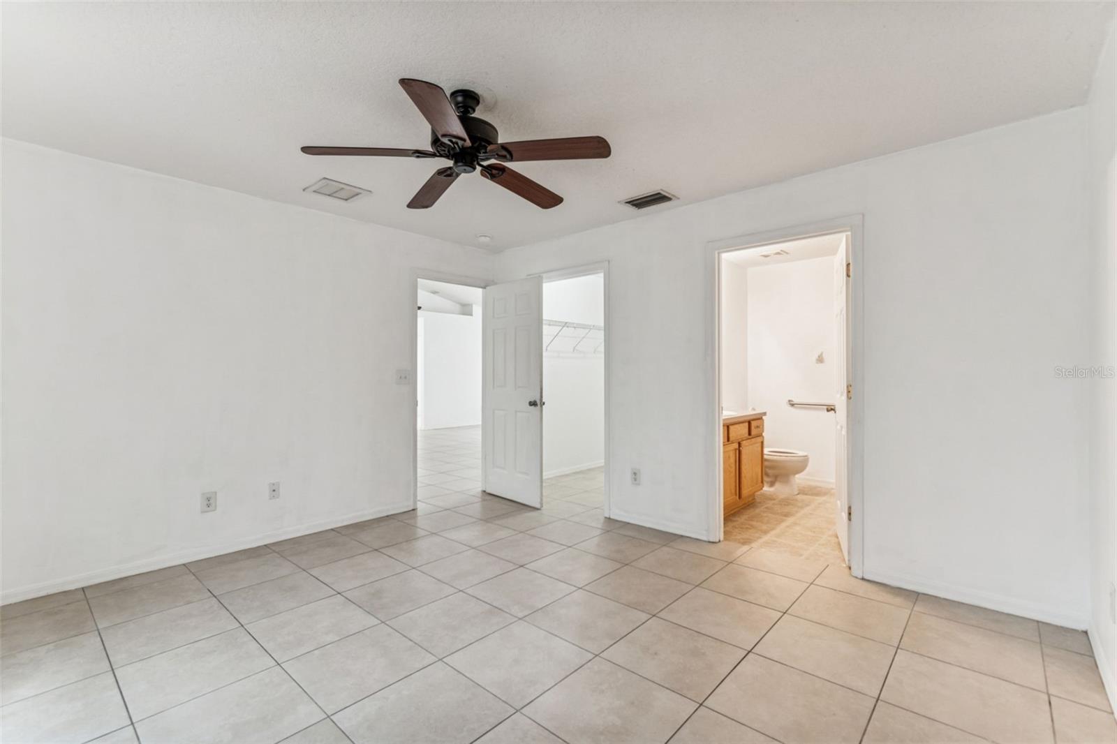 14 S CHARLES AVE, INVERNESS, FL, 34453