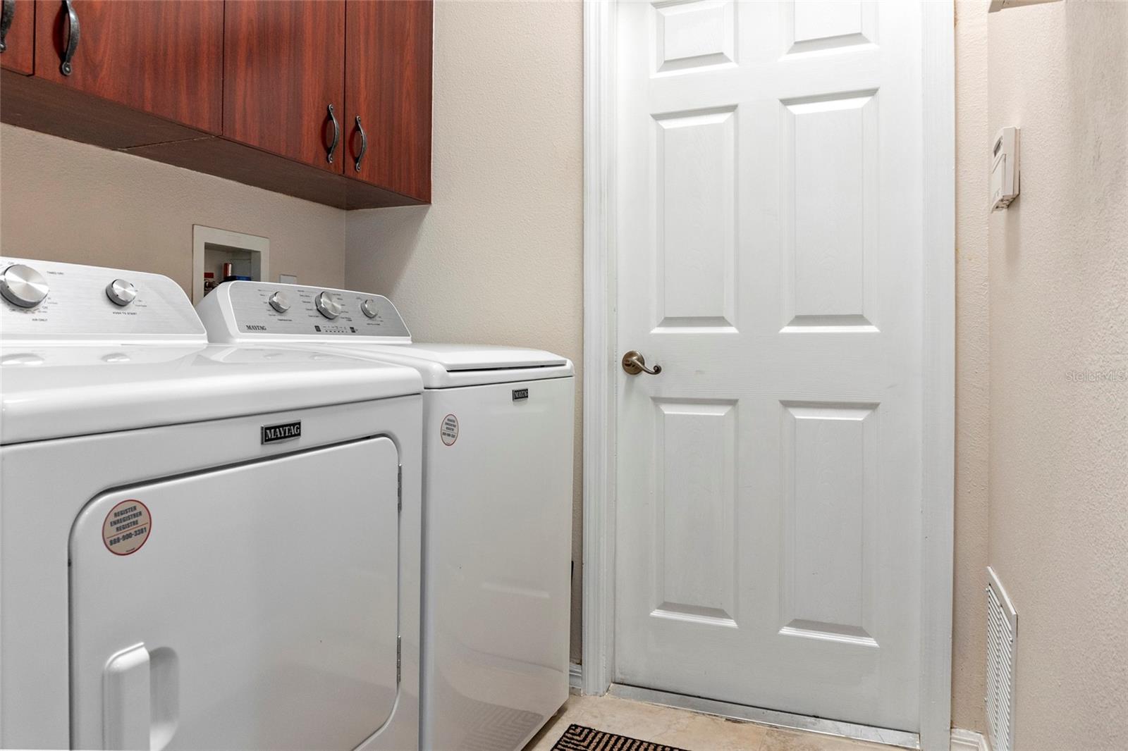 1872 COCONUT PALM CIR, NORTH PORT, FL, 34288