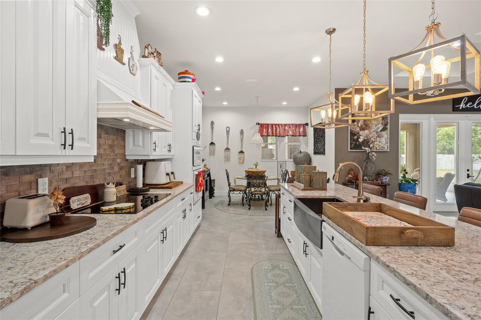 17601 HANNA RD, LUTZ, FL, 33549