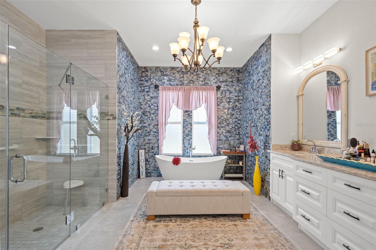 17601 HANNA RD, LUTZ, FL, 33549