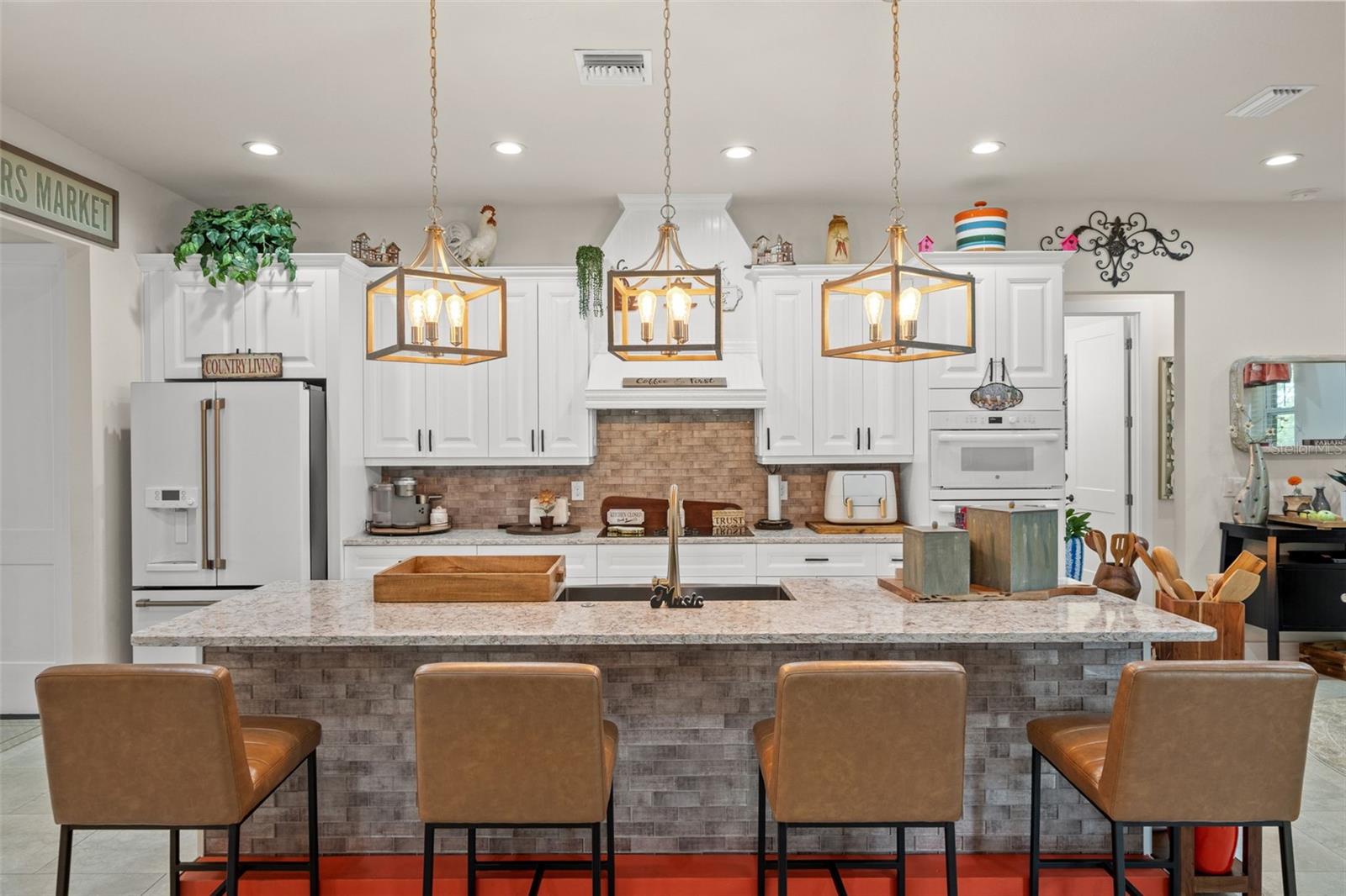 17601 HANNA RD, LUTZ, FL, 33549