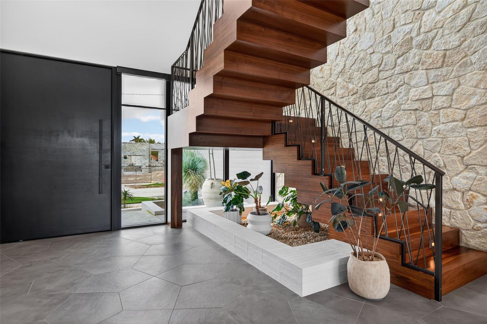 TB8491778 Property Photo