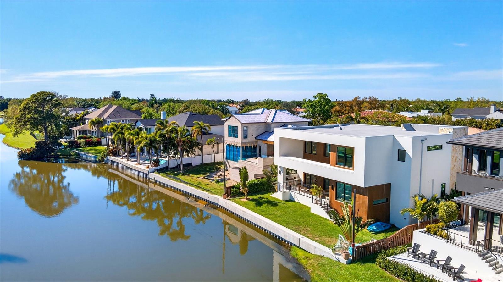 370 BELLEAIR DR NE, ST PETERSBURG, FL, 33704