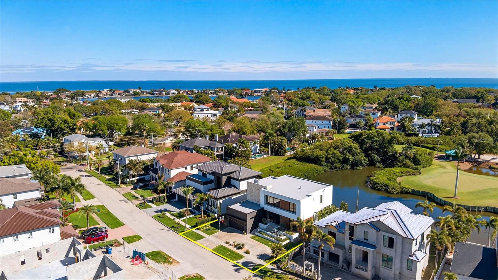 370 BELLEAIR DR NE, ST PETERSBURG, FL, 33704