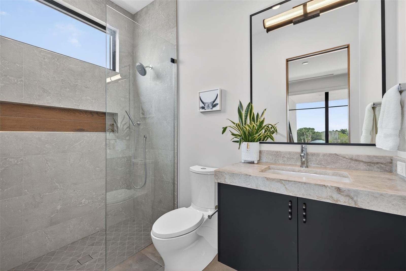 TB8491778 Property Photo