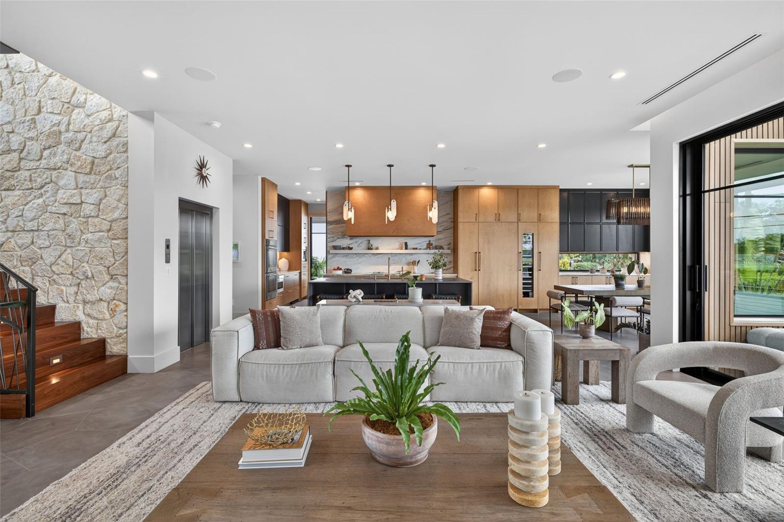 TB8491778 Property Photo