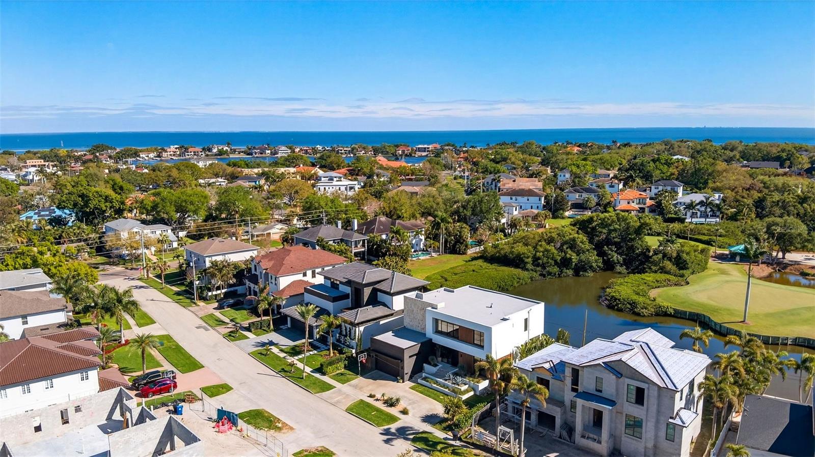 370 BELLEAIR DR NE, ST PETERSBURG, FL, 33704
