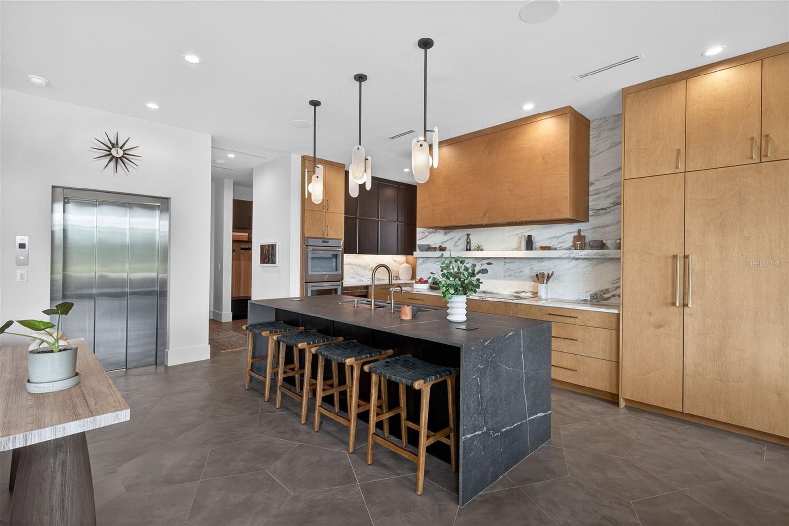 TB8491778 Property Photo