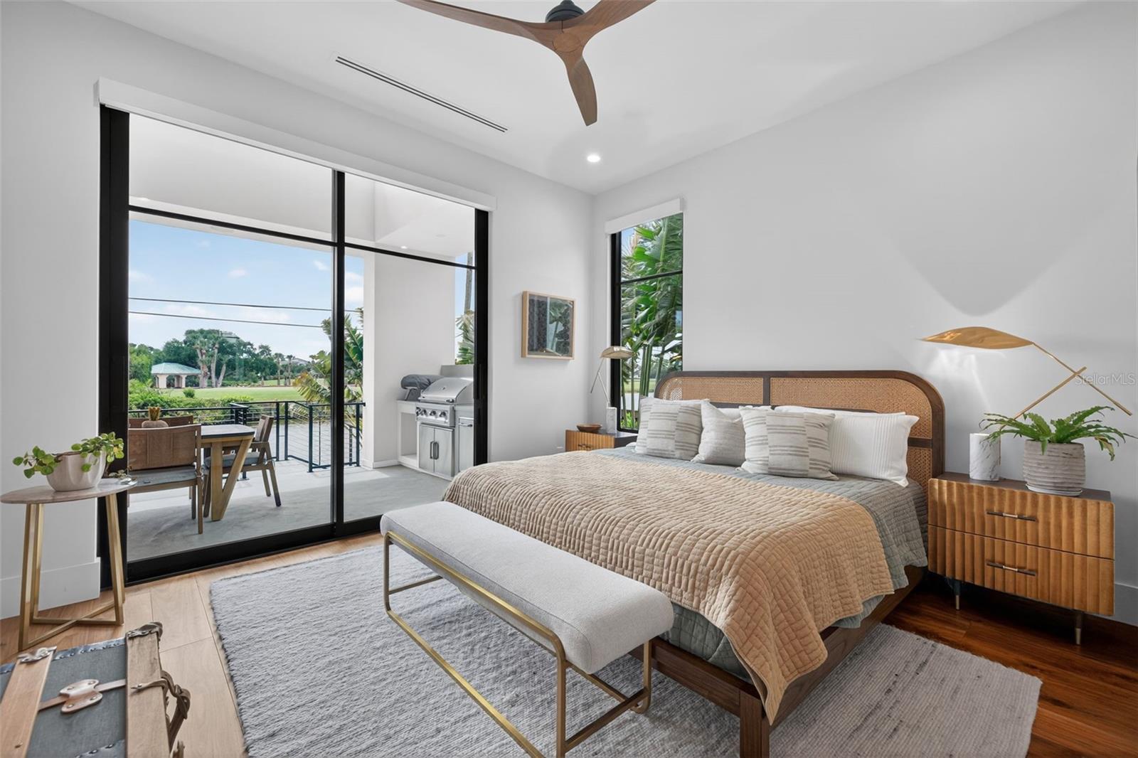 TB8491778 Property Photo