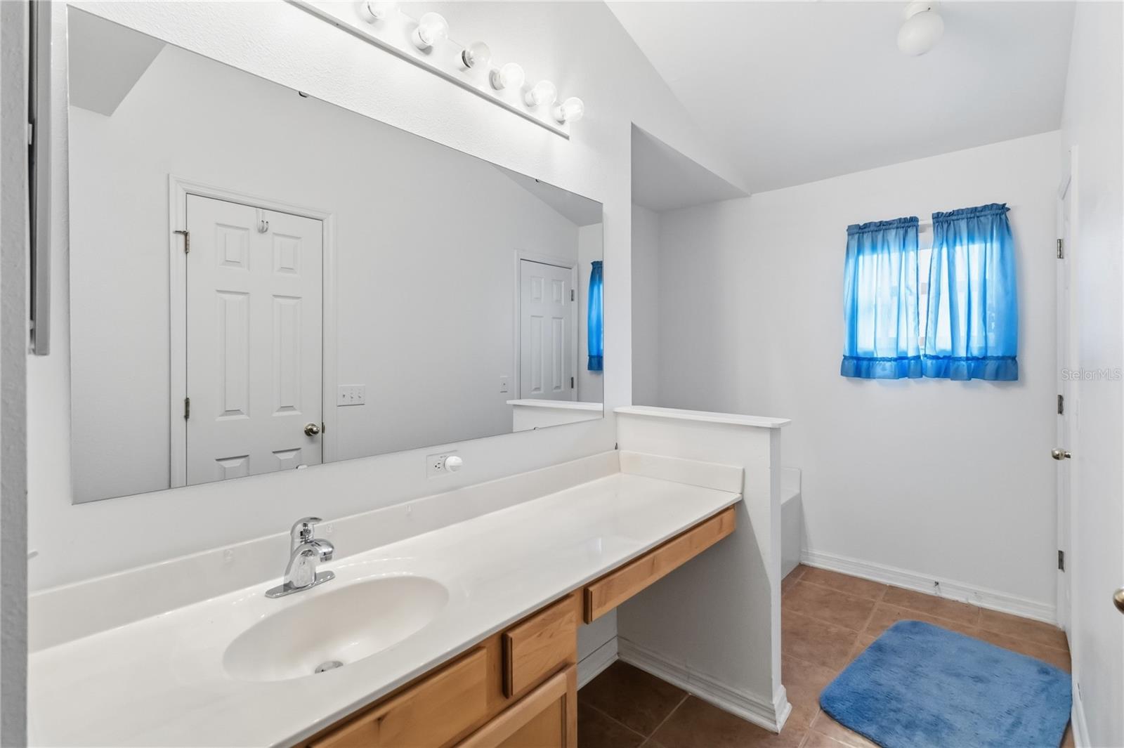 273 CURTIS AVE, GROVELAND, FL, 34736